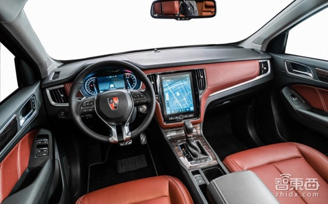 马云站台罗永浩捧场 刷上YunOS的荣威不仅免流量 还有这些关键信息