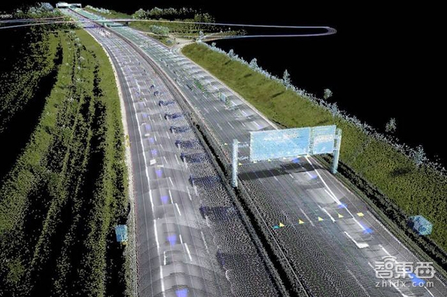 深度体验四维图新无人车 起步很快还能窜!【附视频】