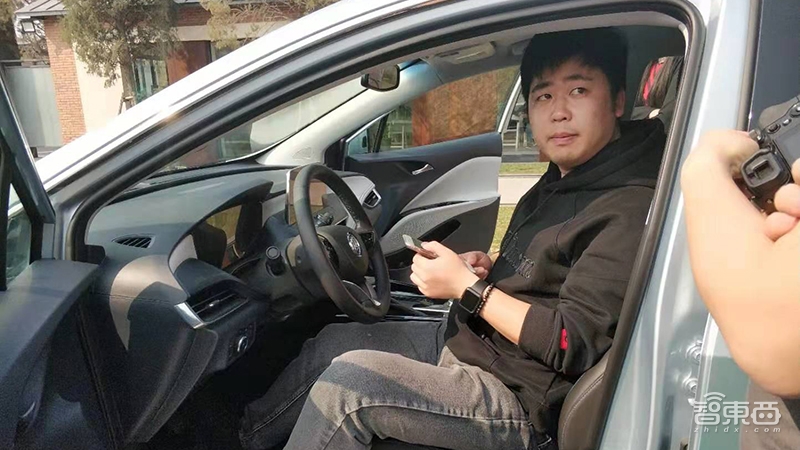 别克展示eConnect 2.0车联网技术 同系统车型可直接对话