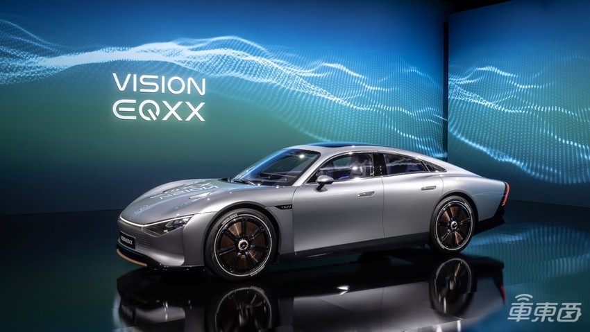 奔驰再秀电动化肌肉!新概念车续航1000公里,一个月只需充两次电