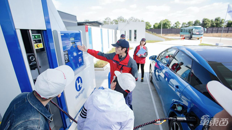 汽车加水就能跑?别闹了!燃料电池汽车不是神话