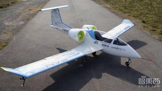 智东西晚报周末版:小米手环出货量超600万