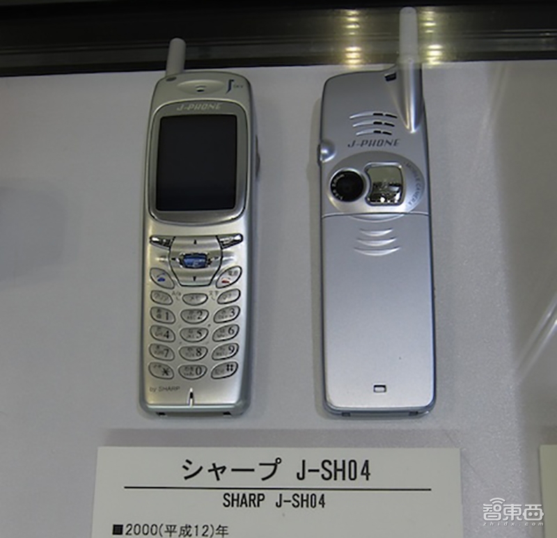 手机摄像头产业20年三次巨变！OPPO华为领跑高倍变焦新革命