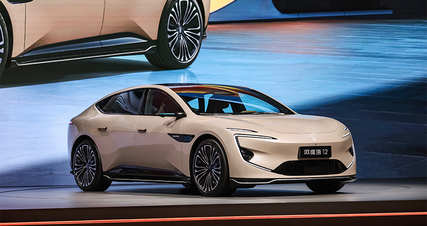 阿维塔12四激光版限时25.99万元开售！上车鸿蒙座舱5