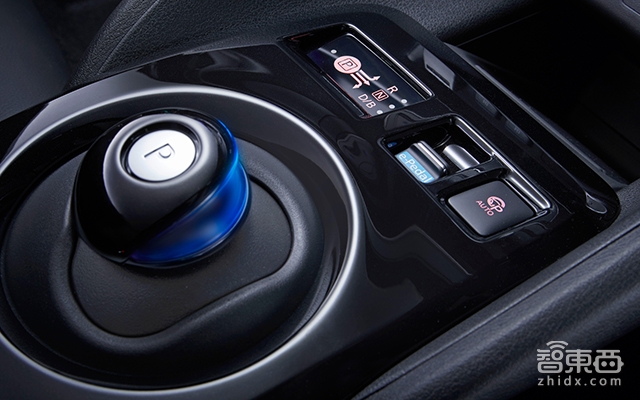 Model 3最强对手:这辆日产电车续航400公里还能自动驾驶