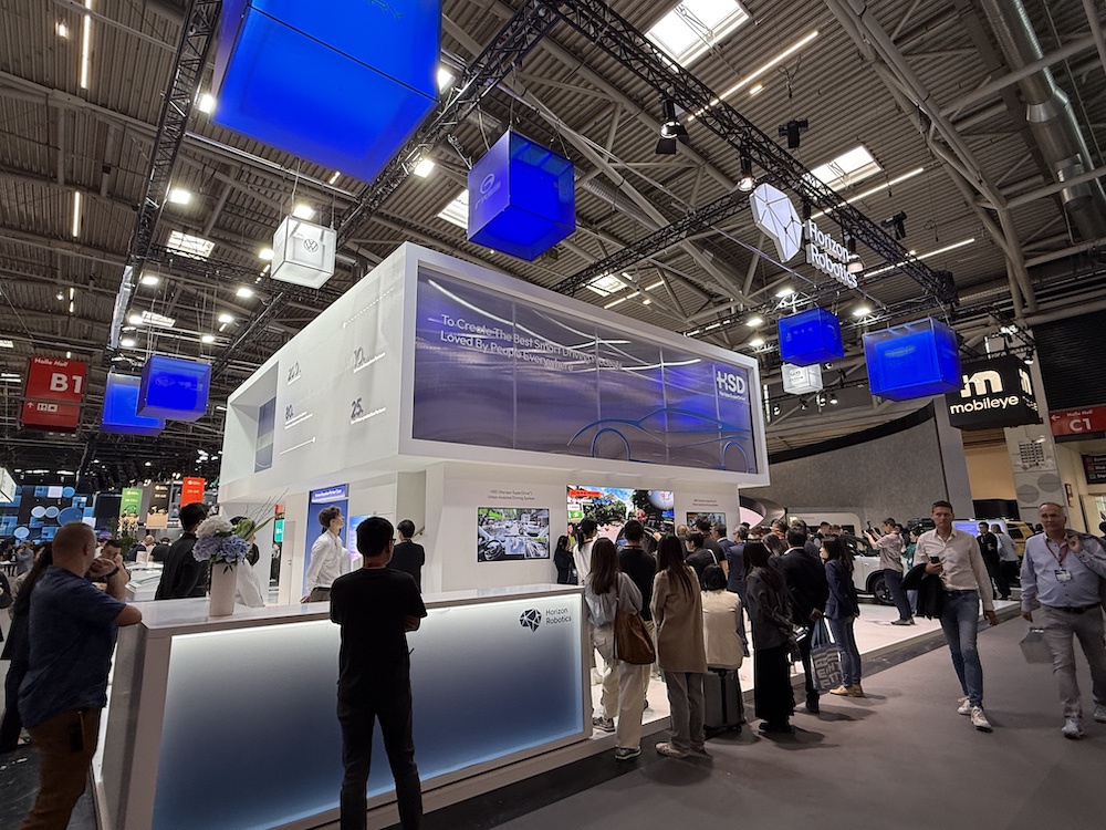 103条中国车圈好汉激战慕尼黑!暴走一天看全欧洲最大车展,BBA不服激烈反攻