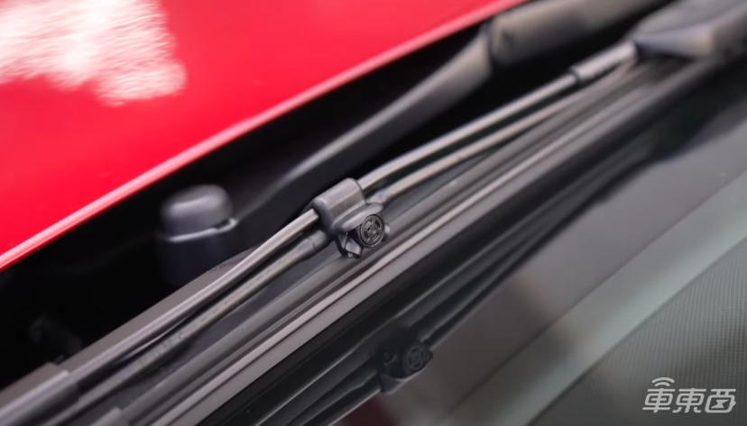 采用纯视觉方案的Model Y表现如何?外媒试驾后称Autopilot优于旧款