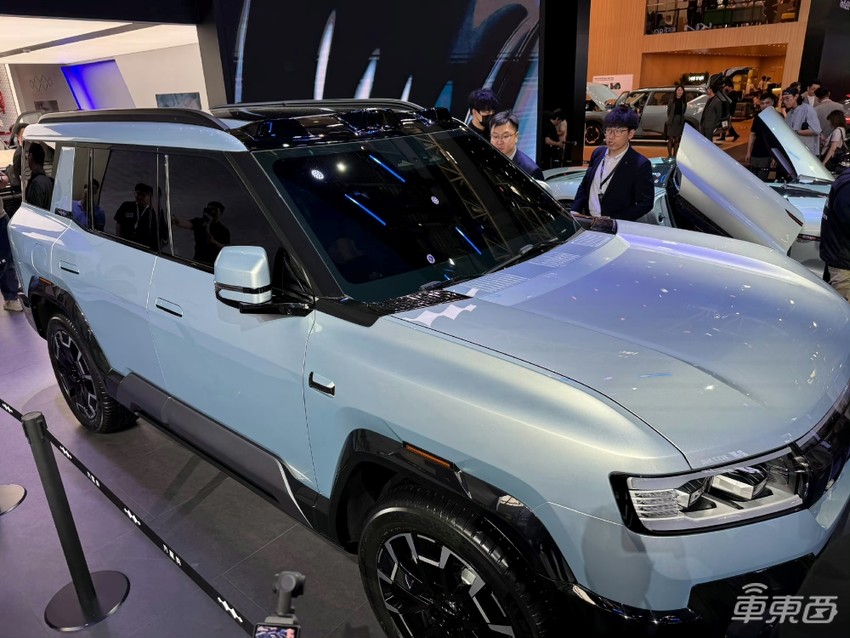 车模失业老板当网红，北京车展成小米车展！除了热梗还有这五大行业真相