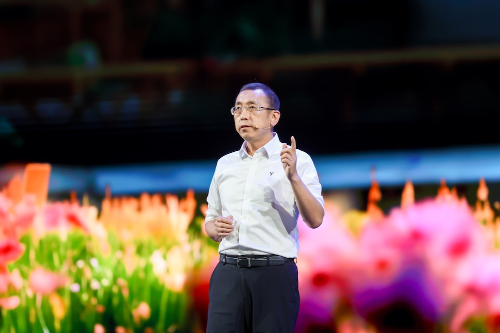 20.29万元起！纯电续航超900km，岚图知音搭满血华为ADS4上市