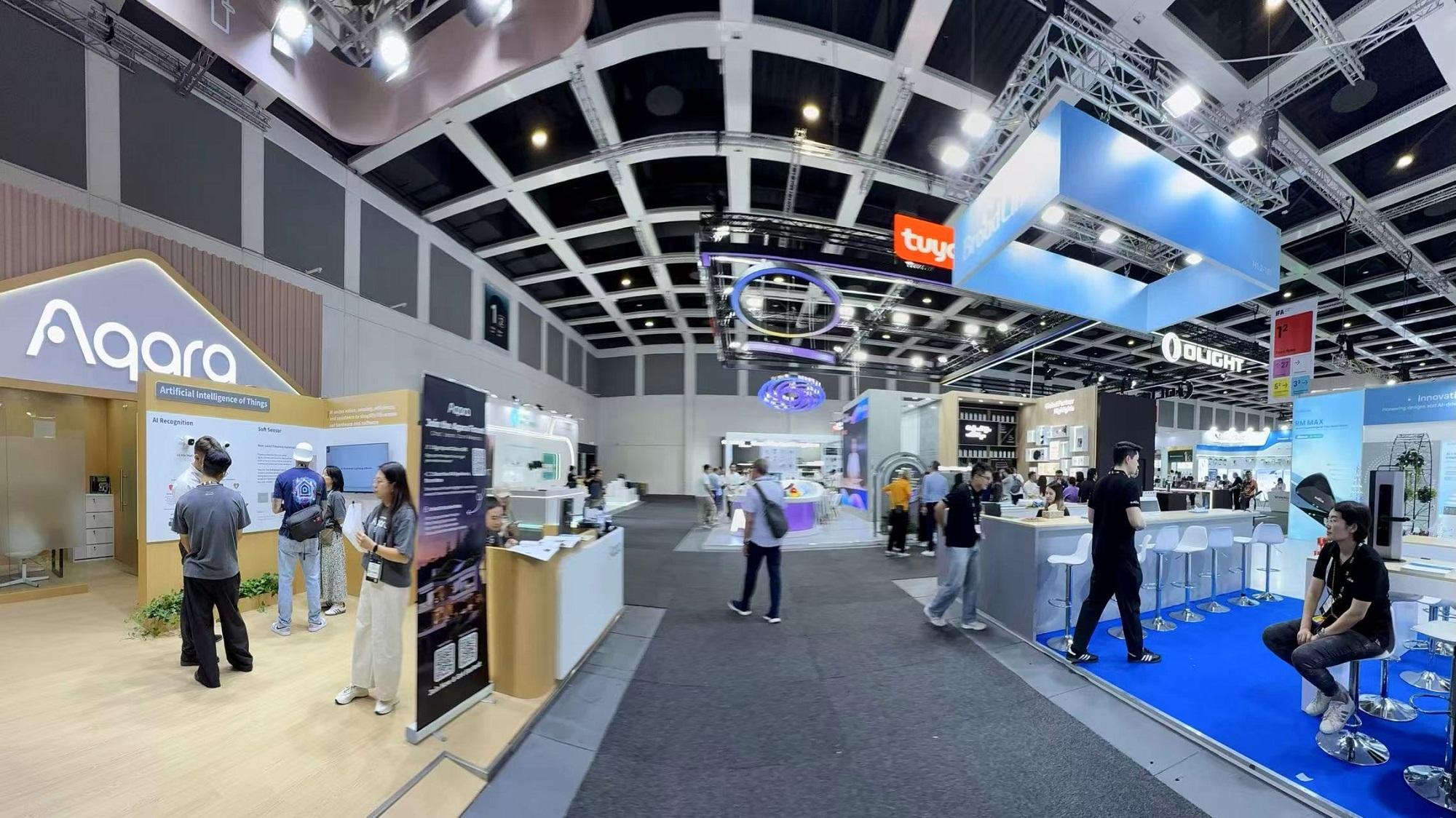 暴走IFA展會帶來八大看點(diǎn)！宇樹機(jī)器人表演秀翻老外，國產(chǎn)AI眼鏡攻陷歐洲，“電動老頭樂”也來了