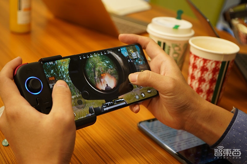 揭秘华为Mate 20 X石墨烯散热技术背后!用三年时间将诺奖材料装进手机