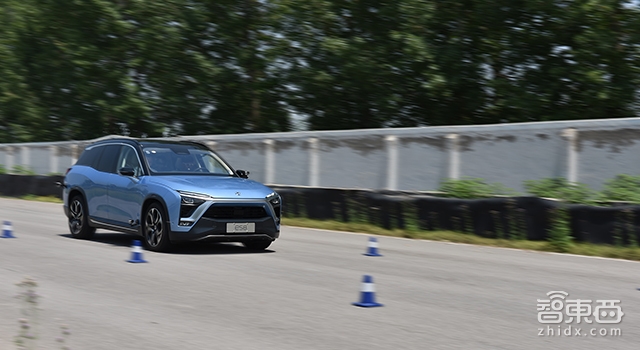 马斯克发最强Model 3:加速3.5秒售价50万 BBA追不上