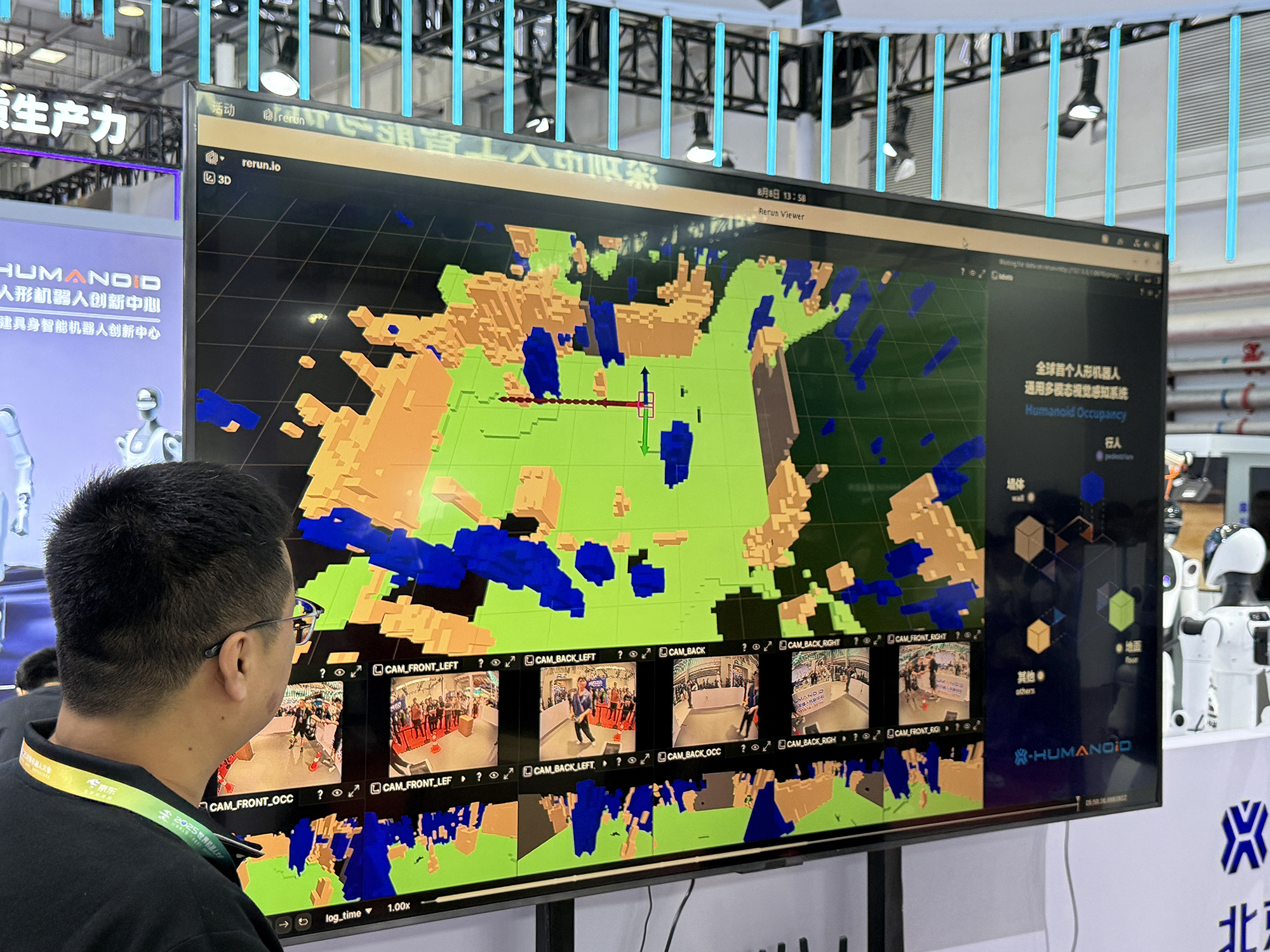最貴97萬搬回家，人形機(jī)器人天團(tuán)涌入北京！暴走2萬步玩命逛完，亮點(diǎn)都在這了