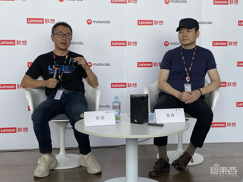 对话moto刀锋新机操盘手:5G折叠屏手机力推中国市场,发力双品牌战略