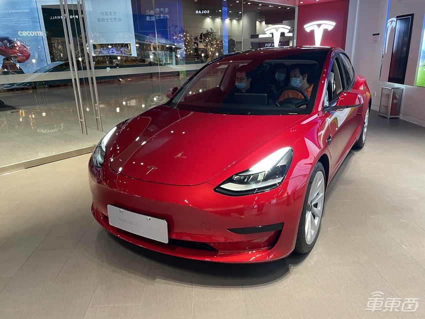 特斯拉靠啥保住销量？北京线下店增加三倍，全国狂建充电桩