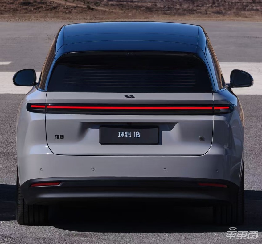 重磅!理想官宣纯电SUV i8,不像MEGA