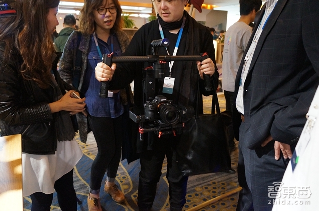 守护姨父的微笑 索尼大法这次几乎放出了全部的黑科技