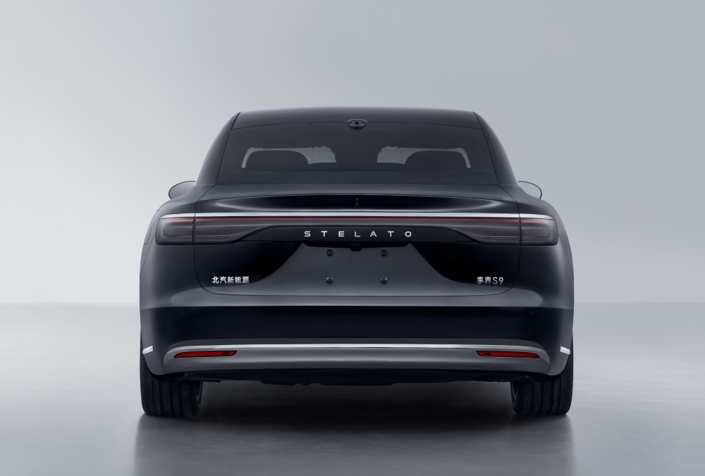 小鹏增程新车下饺子，吉利申报甲醇插混车！10月工信部车展8大新车解读