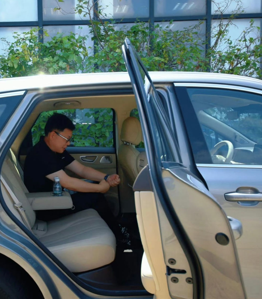 余承东亲自试乘!华为上汽首款车要来了,或18万起售