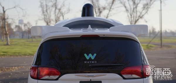 智东西晚报:邮政局调停菜鸟顺丰之争落幕 中车推无轨火车将自动驾驶