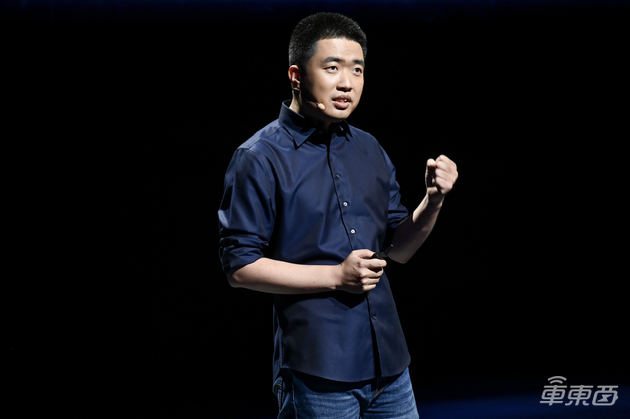 理想单月比问界多卖近万辆！周销再度过万，首超宝马奥迪