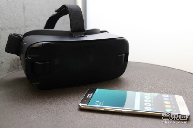 智东西晚报:梅赛德斯超跑配AR挡风玻璃 印度智能手机出货联想第三