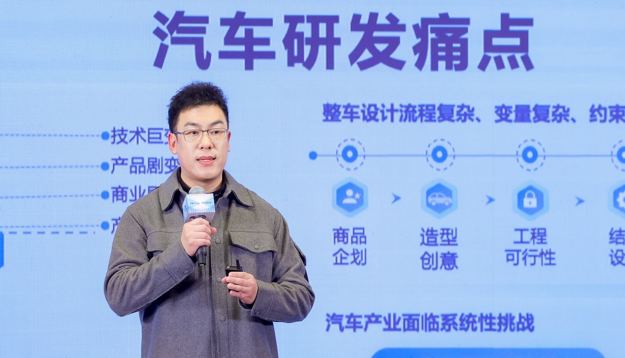 除了搞无人驾驶，AI还能让车跑得更远了？