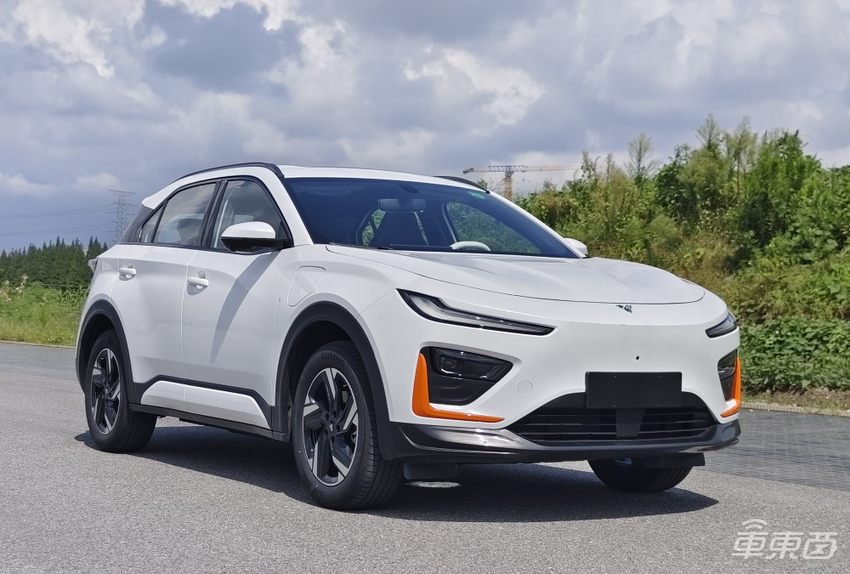 余承东口中“1000万内最好的SUV”问界M9来了!9月工信部新车目录解读