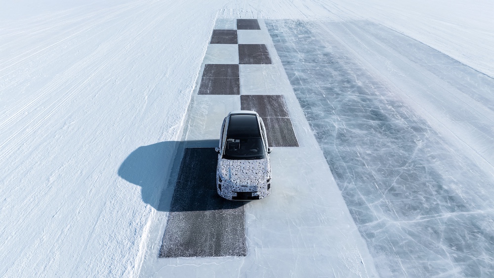 沃尔沃XC70亮相!首发超级混动架构,三颗电机上车