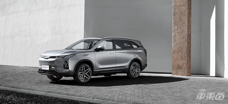 蔚来、小鹏、威马2019成绩对比:到底谁是新造车第一?