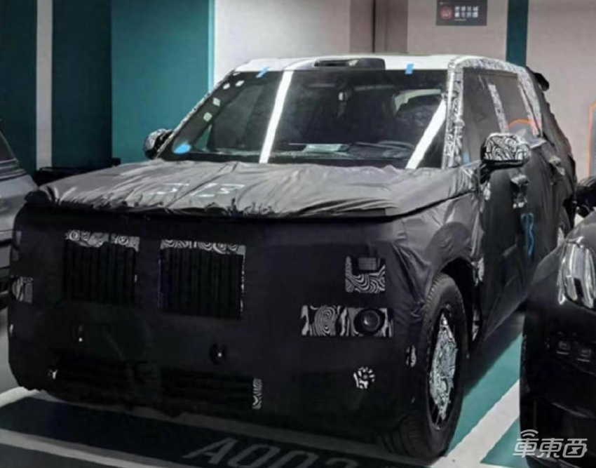 小米特斯拉狭路再相逢！8大车企狂卷SUV，一文看尽2025十大新车