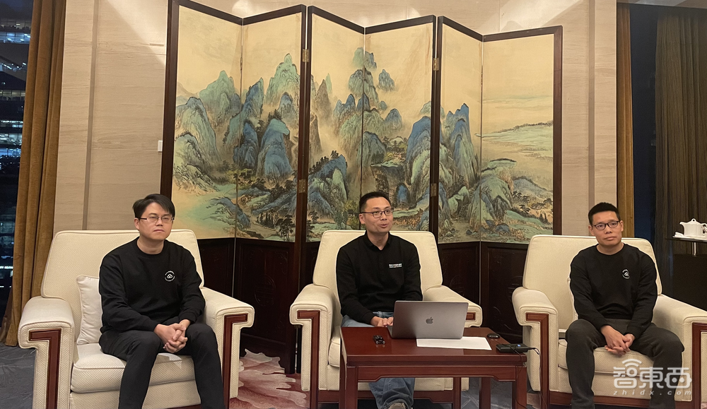 国内首个向量数据库标准亮相，日处理1600亿请求，对话腾讯云向量数据库高管罗云