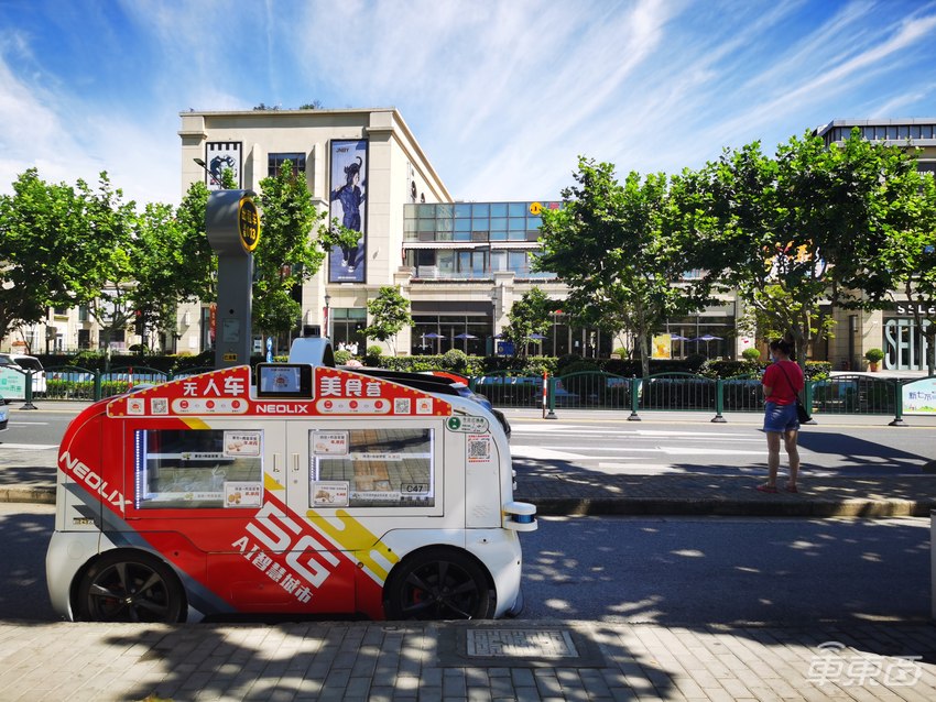 自动驾驶新玩法：把无人车做成移动商店，单车年收入超25万 