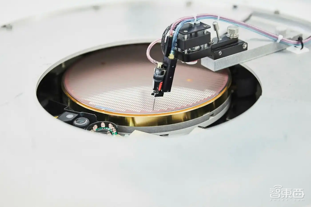 痛失Arm、自家最大晶圆厂后，英国对半导体发展做了一次深刻反思