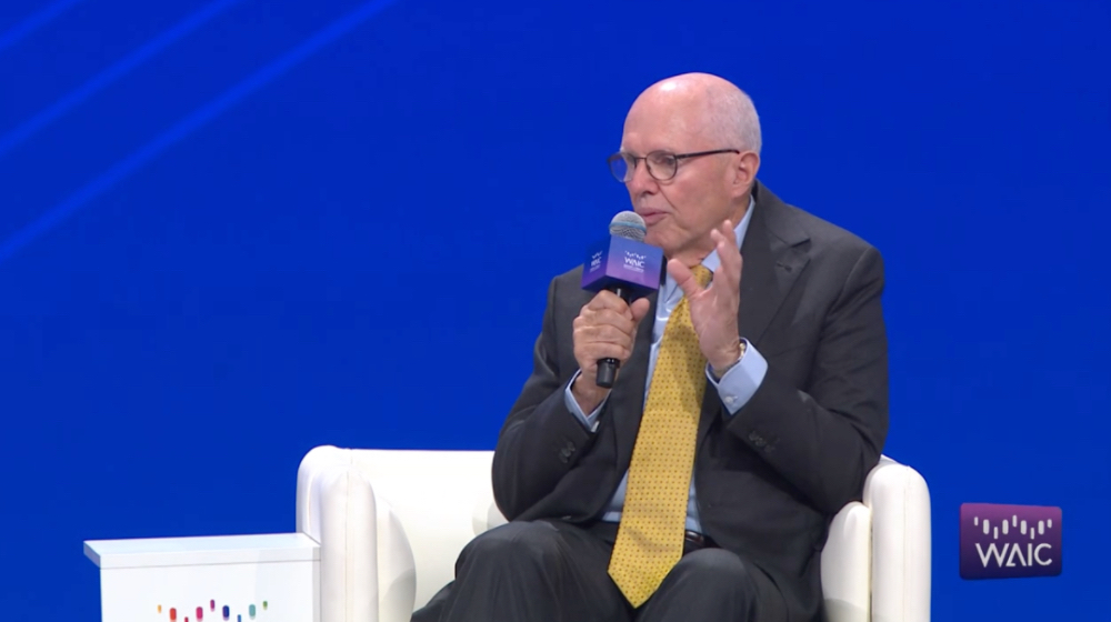 諾獎(jiǎng)得主Hinton中國(guó)首講，金句頻出：人類或是大語(yǔ)言模型！一文看盡WAIC開幕式干貨