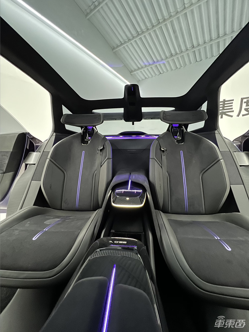 百度家的量产车曝光!逐帧解析10大关键点