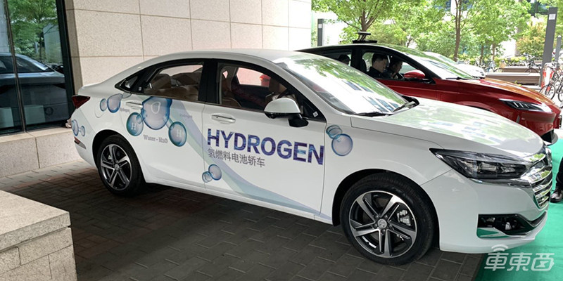 单车最高补贴百万，去年只卖1527台 氢能源车惨淡现状背后