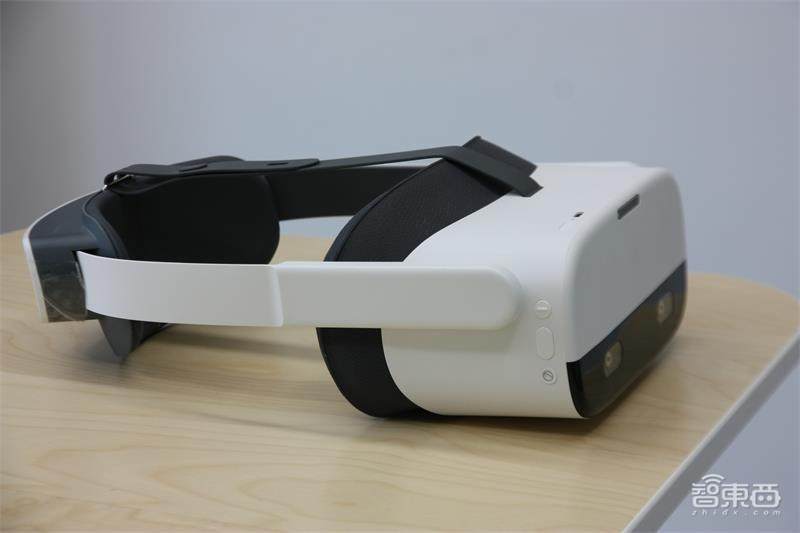 国产VR一体机皇Pico neo2体验:轻装上阵玩VR游戏大作!