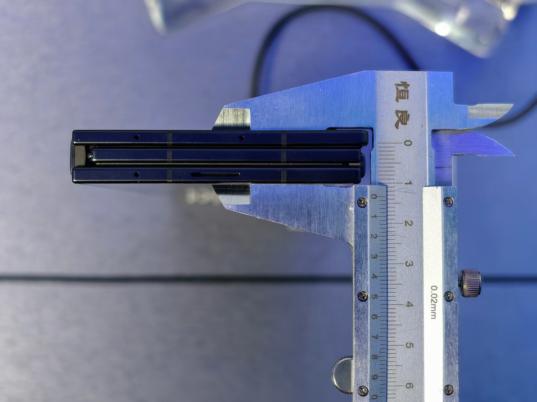 中国首秀！19999元的三星三折叠来了，真机上手体验，屏幕交互有点惊艳