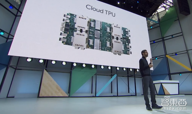 谷歌昨夜放出9个大招 全被直播弹幕毁了!