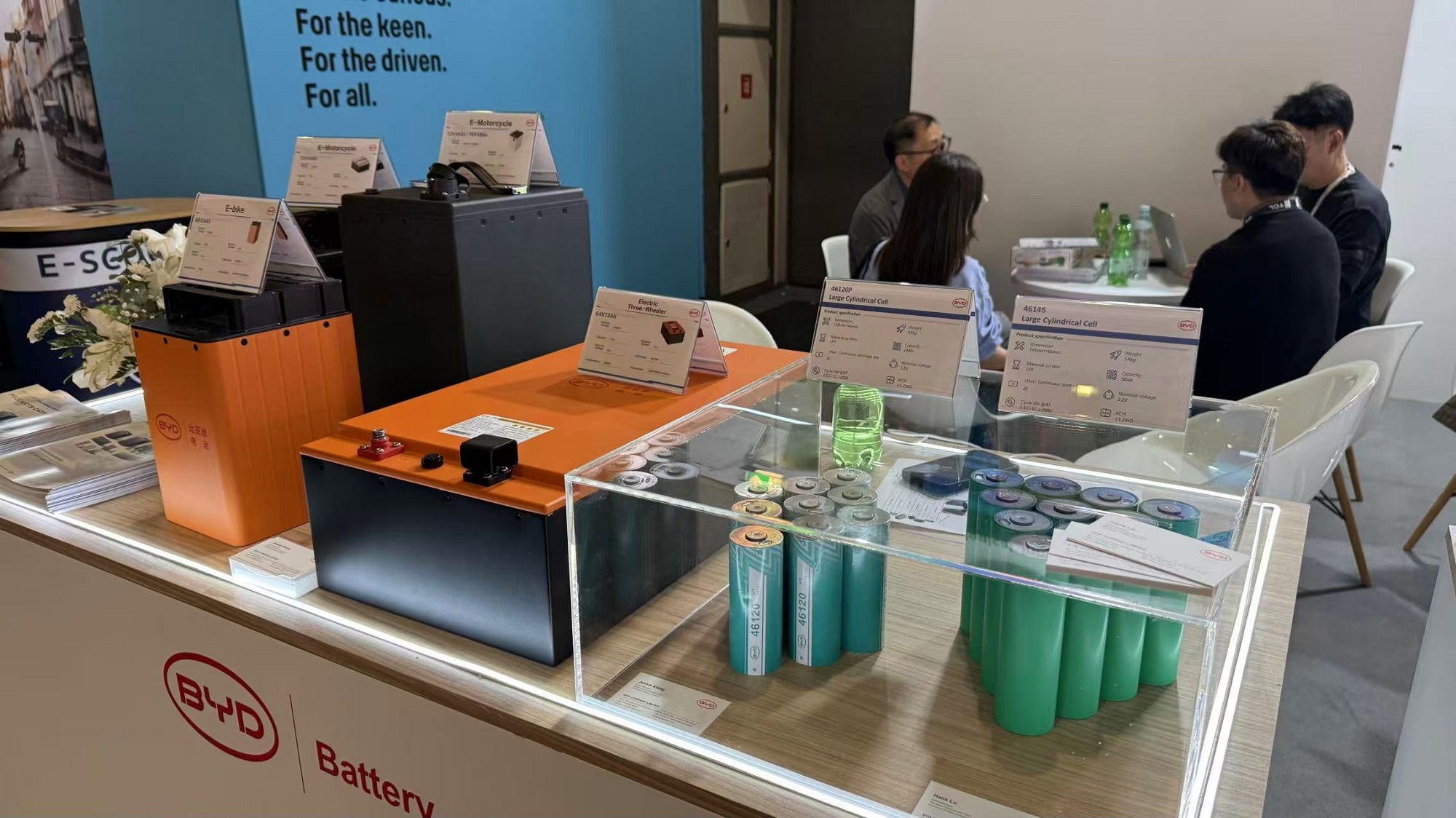 暴走IFA展會帶來八大看點(diǎn)！宇樹機(jī)器人表演秀翻老外，國產(chǎn)AI眼鏡攻陷歐洲，“電動老頭樂”也來了