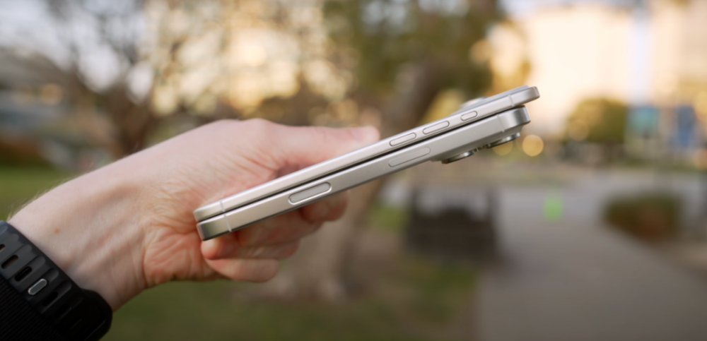 传苹果爆改iPhone发布节奏，首款折叠屏终于要来了