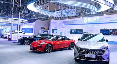 上汽阿里捧出港股座舱IPO！上车940万辆， 三年累亏36亿