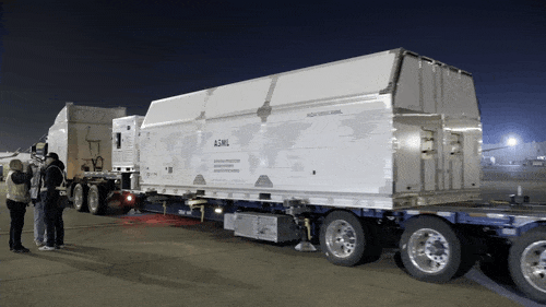 史上最大光刻机拆箱视频发布!