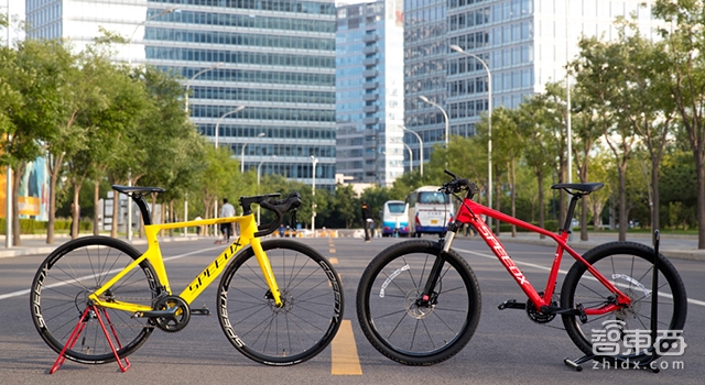 智能系统成标配 野兽骑行发布两款自行车新品