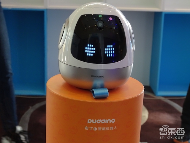 Roobo推999元布丁S儿童机器人 与科大讯飞合作嵌入儿童对话系统