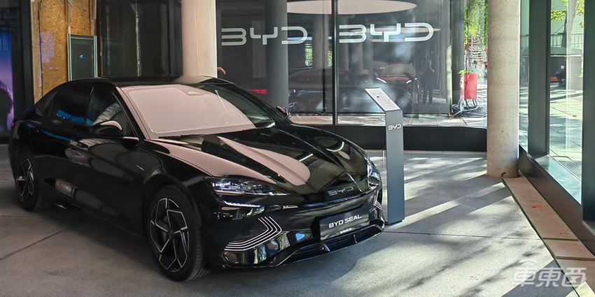 新能源换道超车初见成效 中国迈入汽车强国队伍