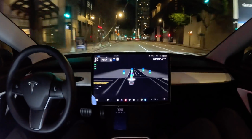 特斯拉最新版本FSD向用户推送！马斯克称提升很大