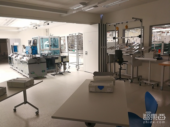 拉德国总理站台,把仿生机器人玩上天,解密这家公司的工厂黑科技