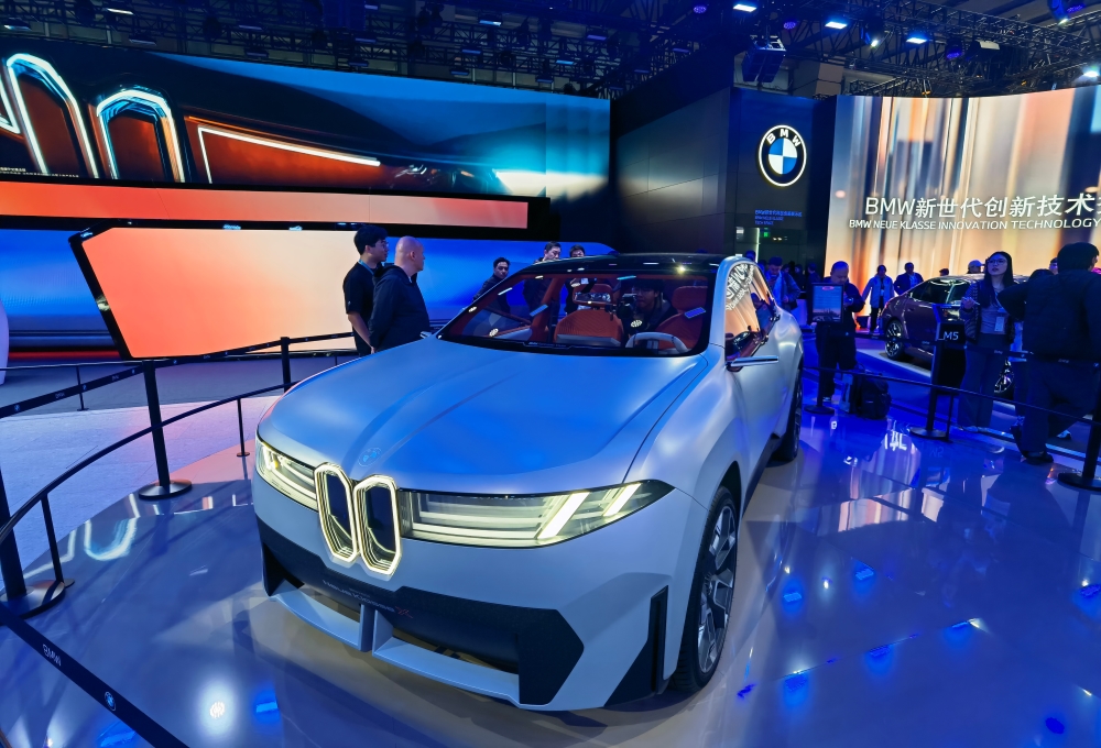 五大趋势看懂2025广州车展:增程纯电对攻,智驾成最大变量,华为稳坐“隐形C位”